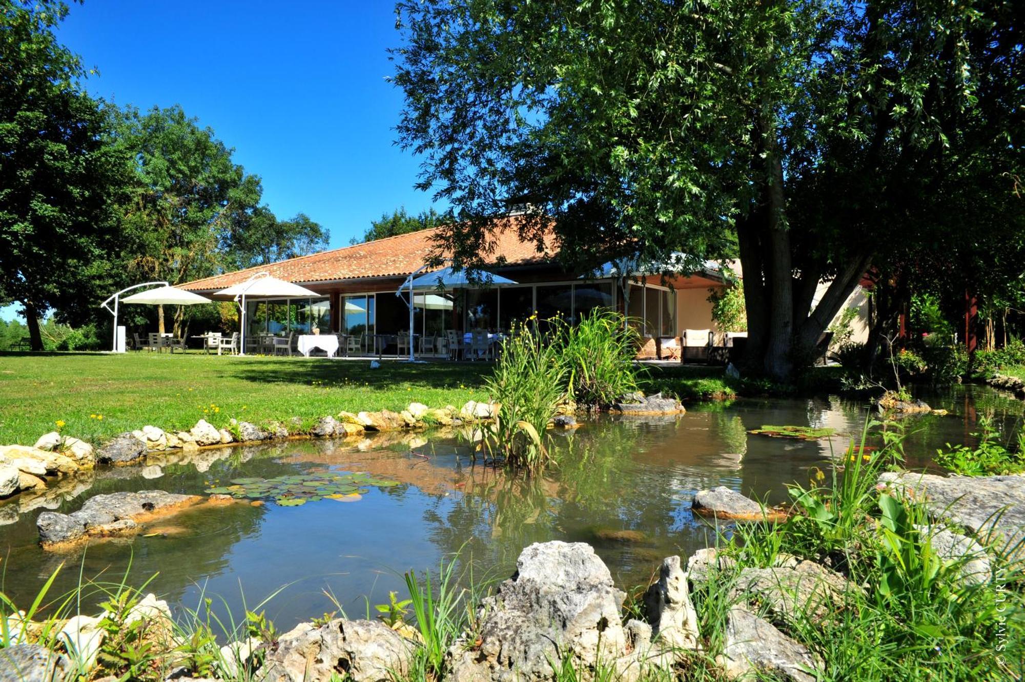 Les Jardins Du Lac Trizay Екстер'єр фото